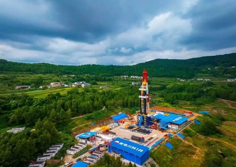 四川盆地最深科探井降生  超10000米的“地心探索”怎样实现？？？？？？？？